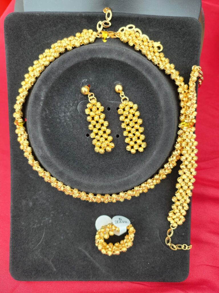 BIJOUX